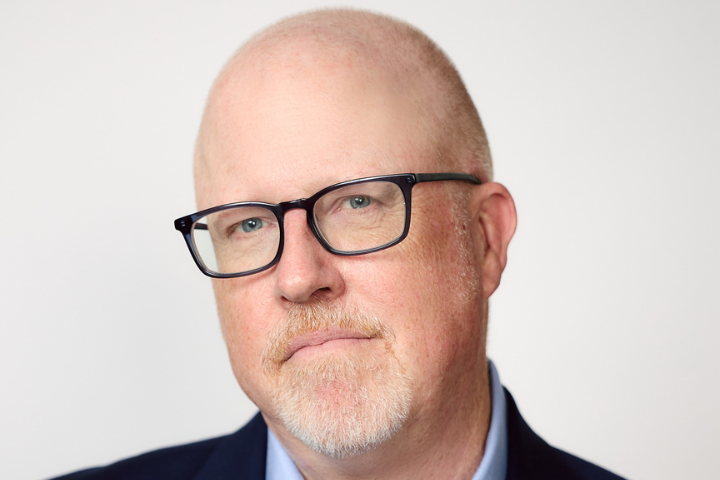 allen lindstrom headshot