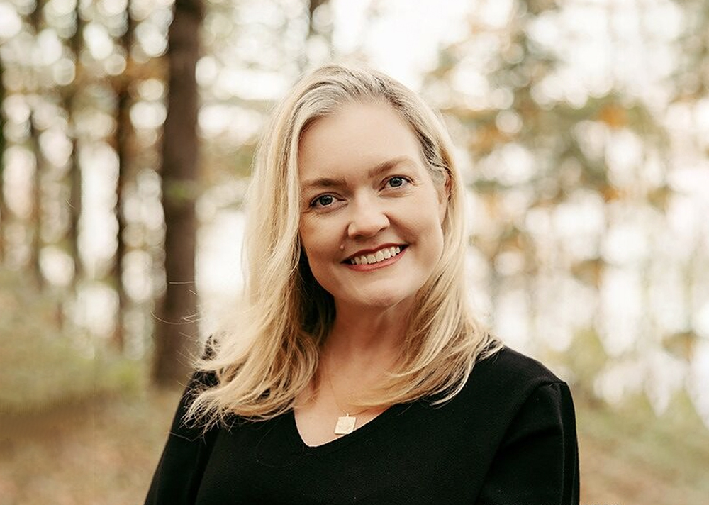 Colleen Hoover